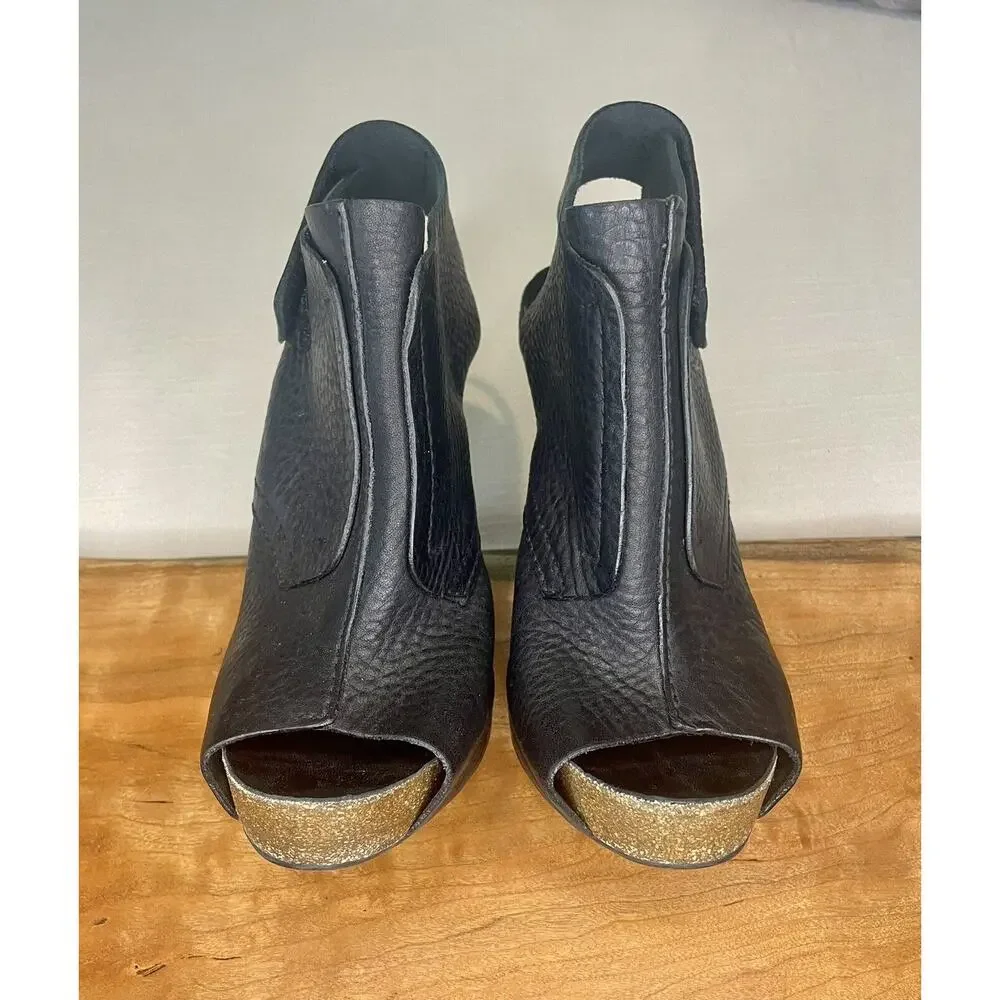 Pedro Garcia Peeptoe‎ Slingback Heel.  Bikercore Bootie Size 6/36